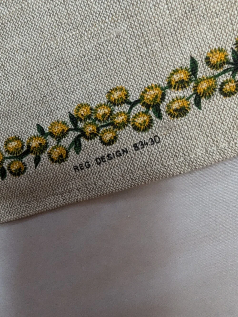 Vintage Heil Australian Wildflowers Linen Cotton Tablecloth  52